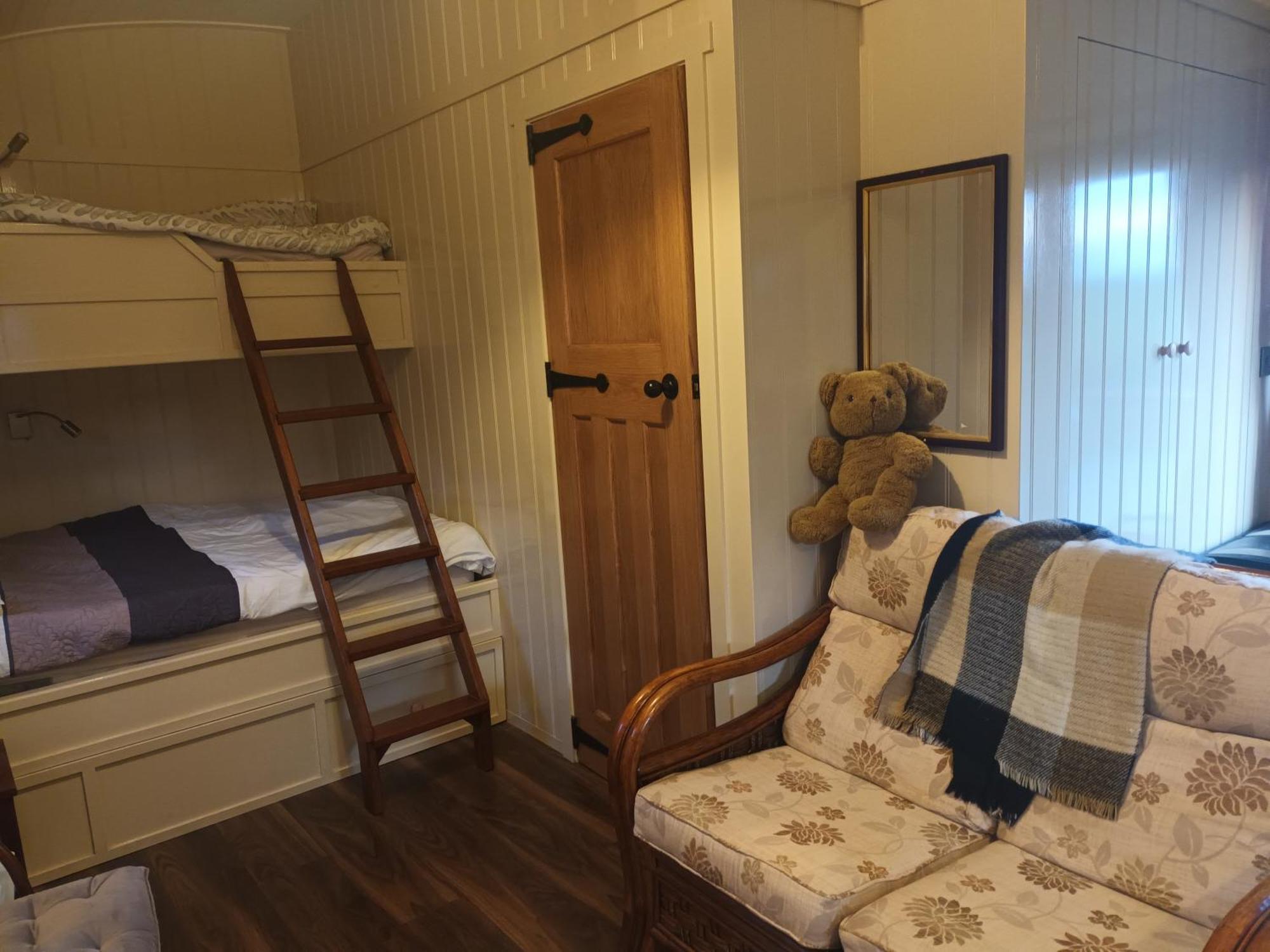 Rathgillen Cabin Nobber Экстерьер фото